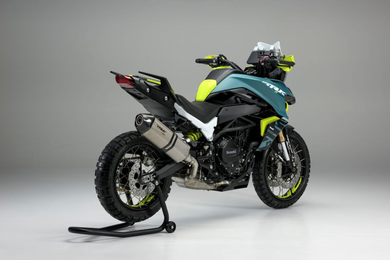 Benelli TRK 902X