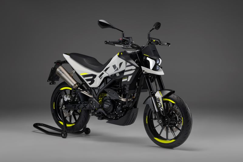 Benelli BKX 300S