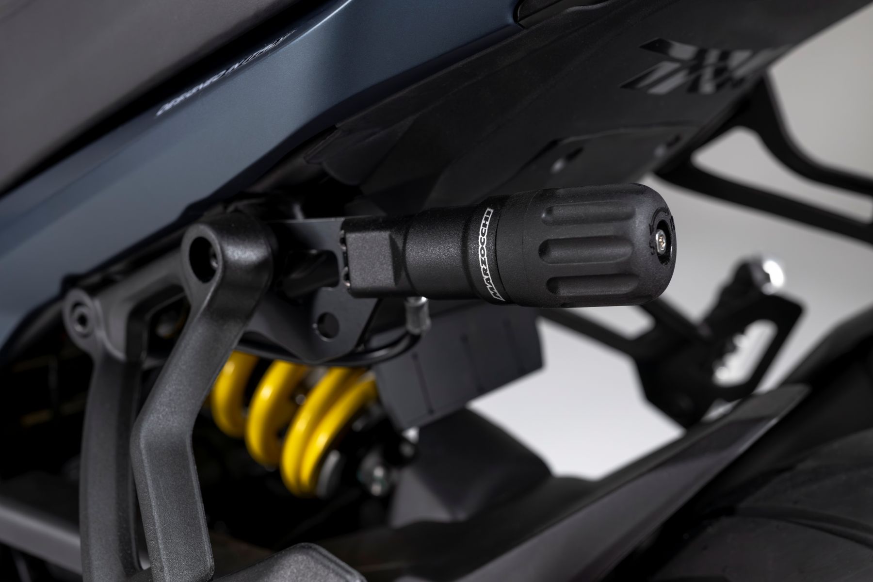 Benelli TRK 902 Stradale