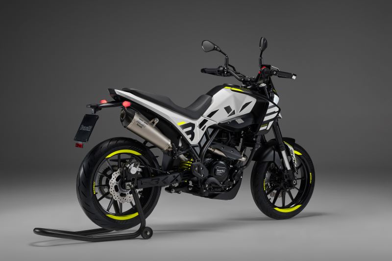 Benelli BKX 300S